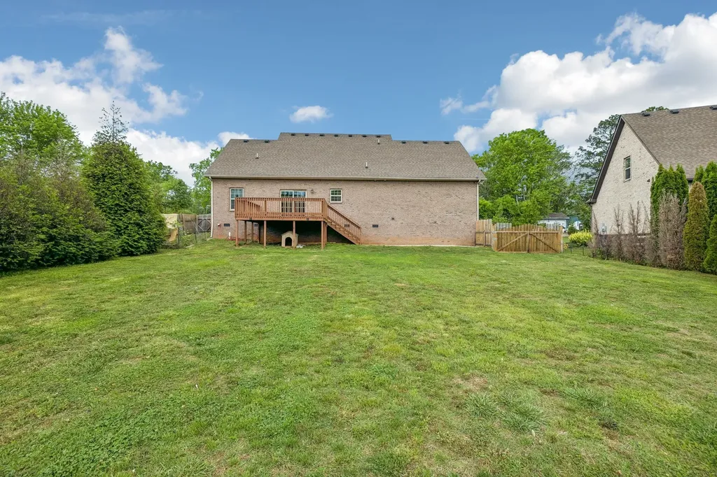 592 Twin Oak Drive Murfreesboro TN 37130