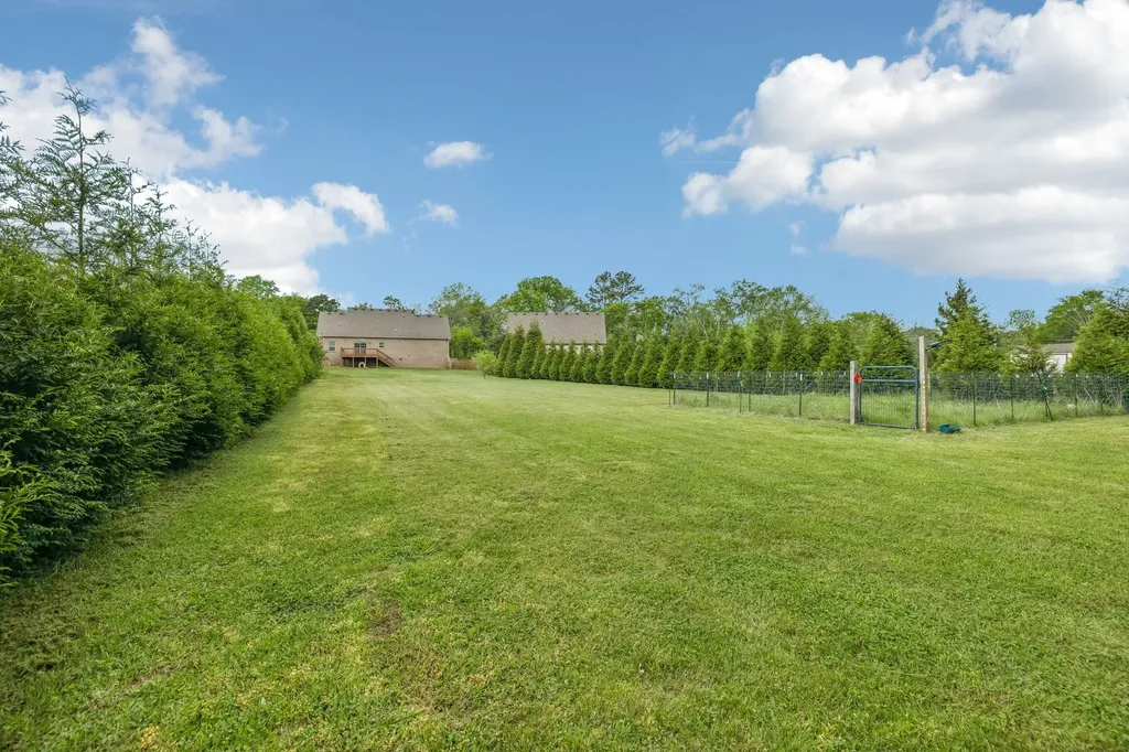 592 Twin Oak Drive Murfreesboro TN 37130