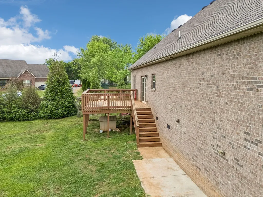 592 Twin Oak Drive Murfreesboro TN 37130