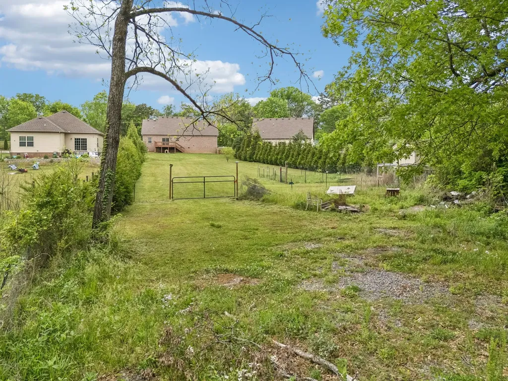 592 Twin Oak Drive Murfreesboro TN 37130