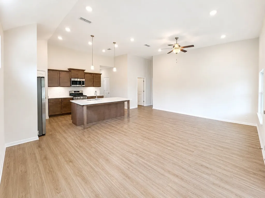 5735 Shoreline Drive Murfreesboro TN 37128