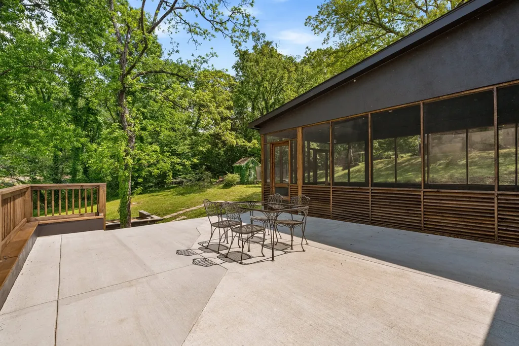 515 Catalina Drive Nashville TN 37217