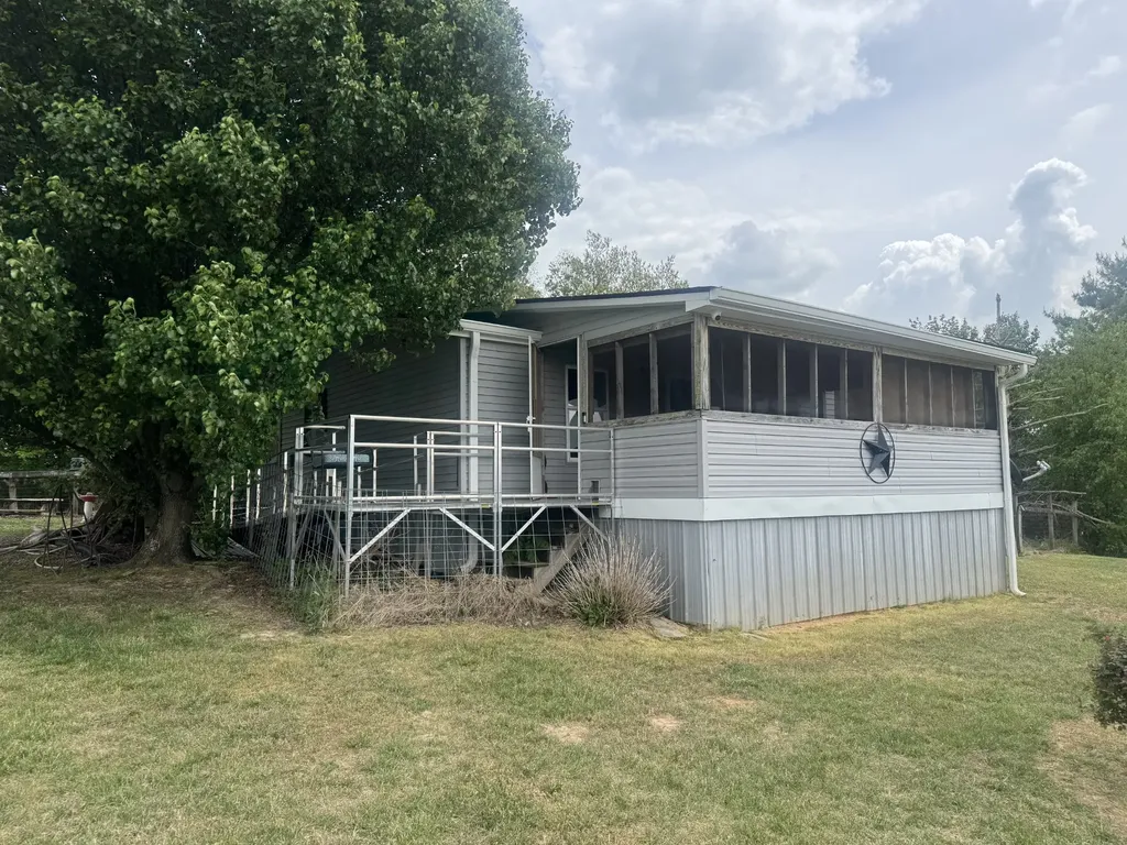 1619 Mccormick Ridge Road Red Boiling Springs TN 37150