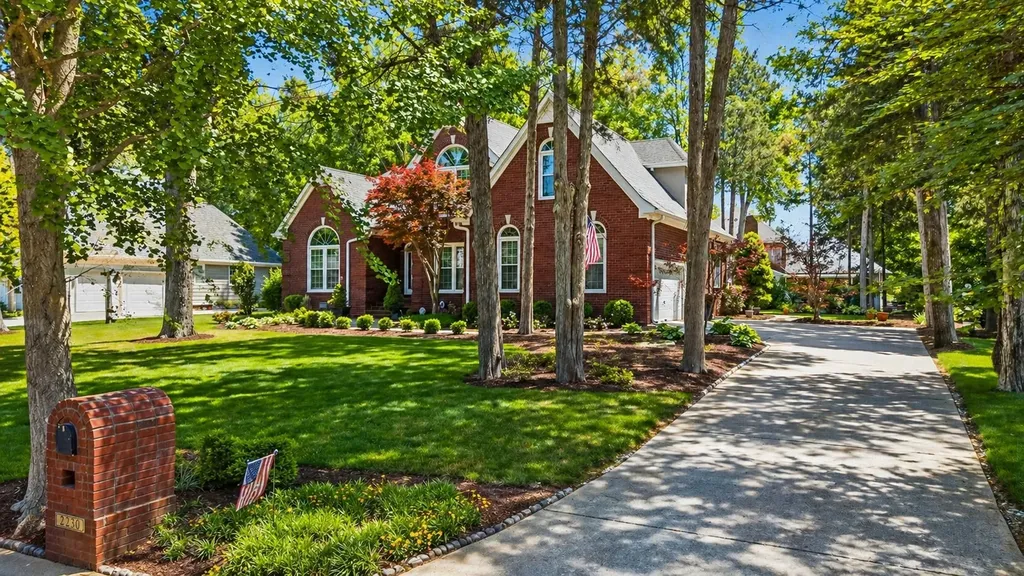 2230 Northwoods Drive Murfreesboro TN 37130