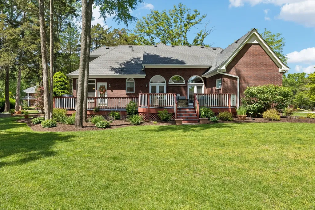 2230 Northwoods Drive Murfreesboro TN 37130