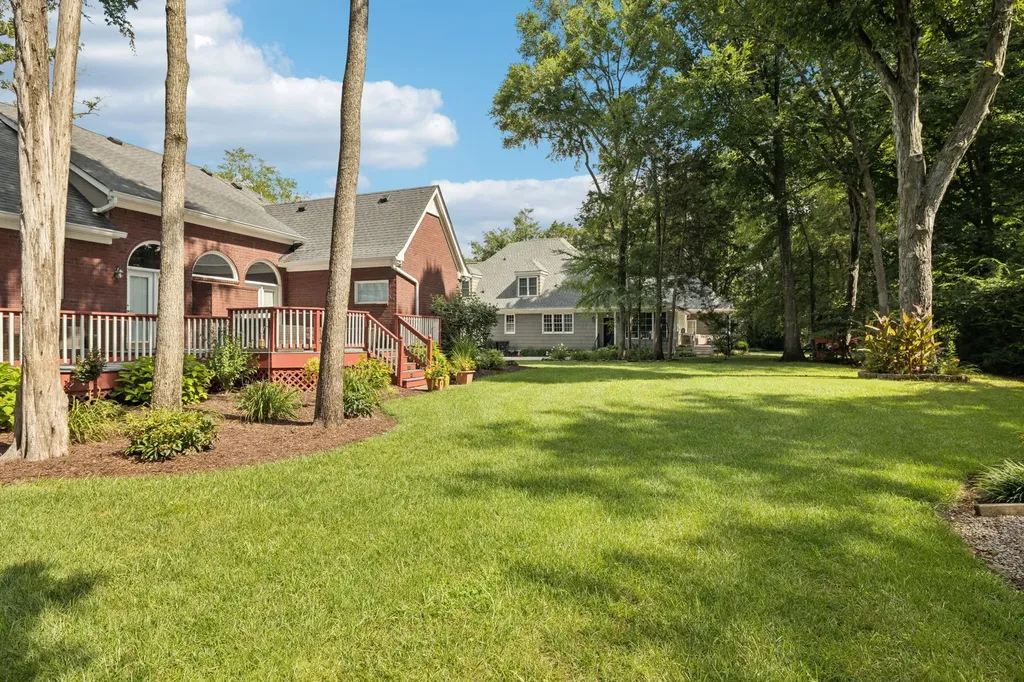 2230 Northwoods Drive Murfreesboro TN 37130