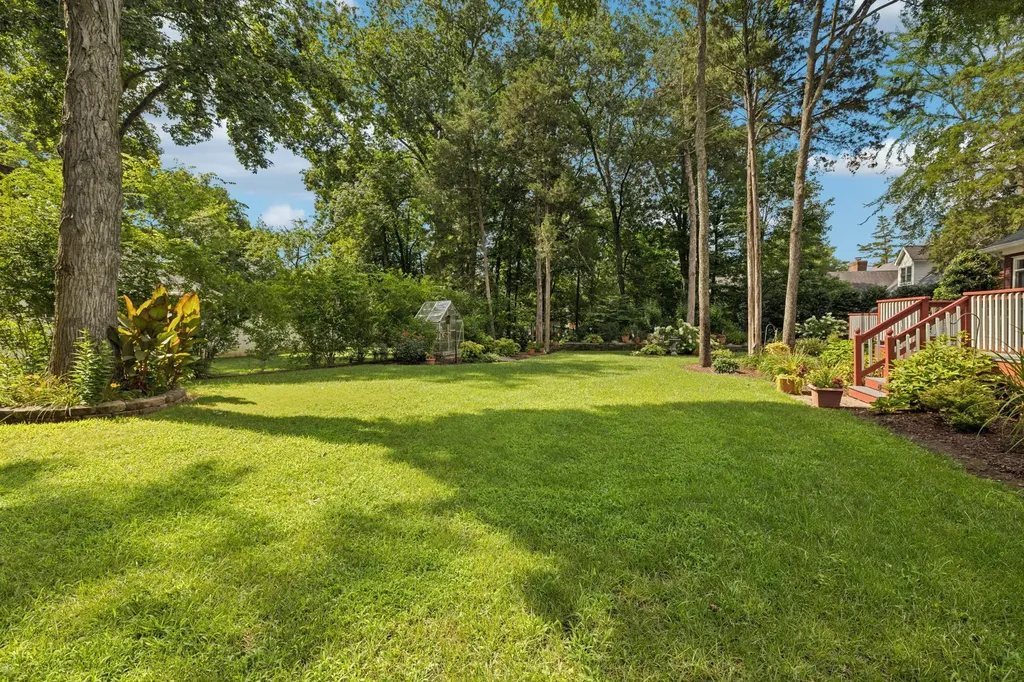 2230 Northwoods Drive Murfreesboro TN 37130