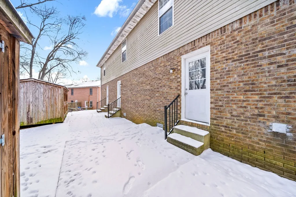 1731 Baltimore Drive Clarksville TN 37043