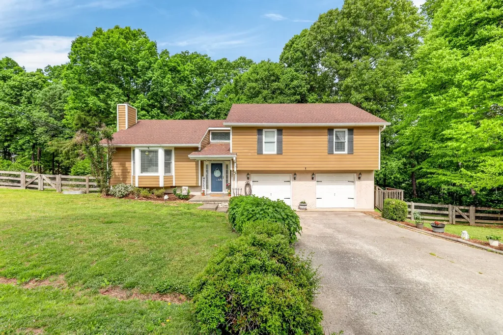 722 Lone Oak Drive Pegram TN 37143