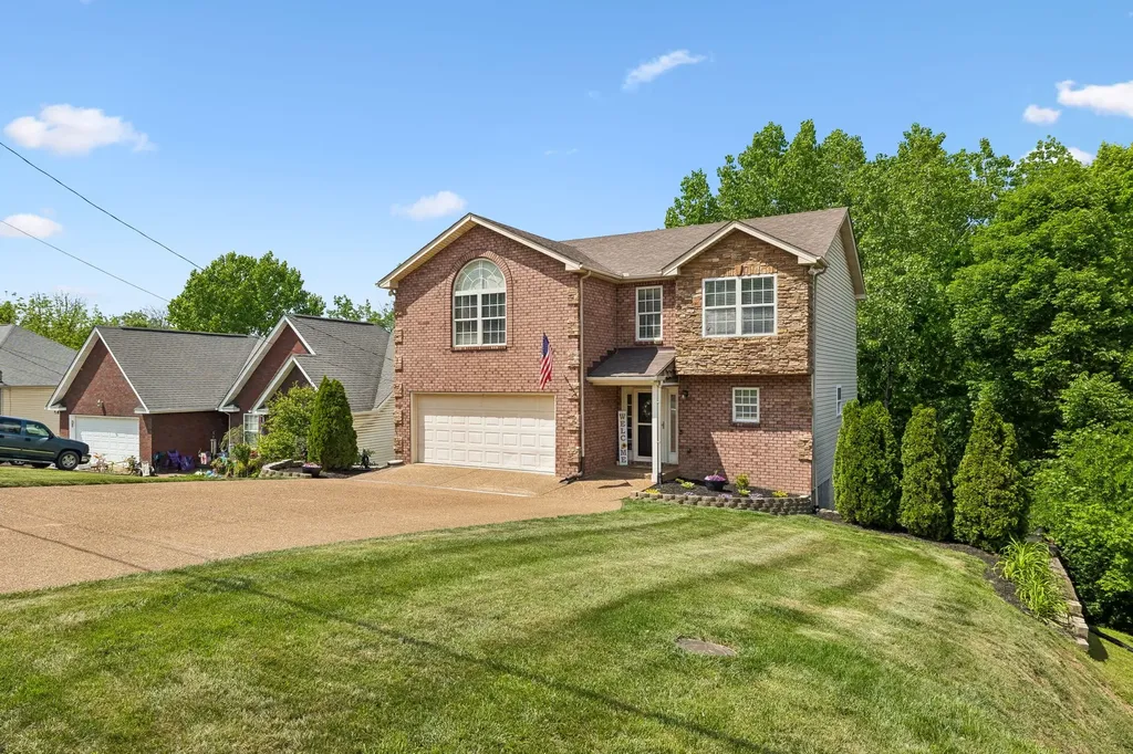 2521 Edinburgh Street Old Hickory TN 37138