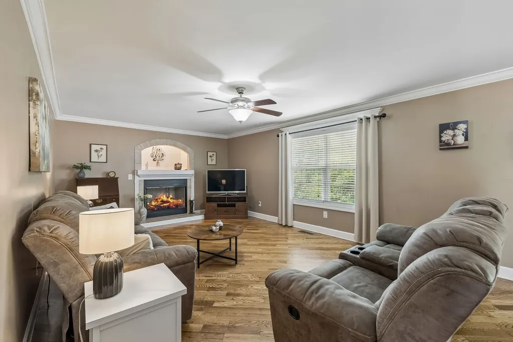 2521 Edinburgh Street Old Hickory TN 37138