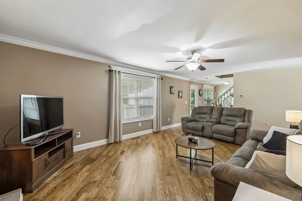 2521 Edinburgh Street Old Hickory TN 37138