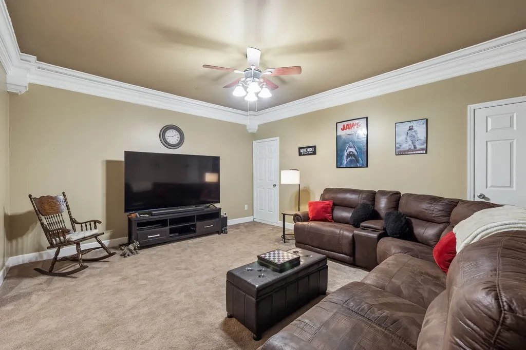 2521 Edinburgh Street Old Hickory TN 37138