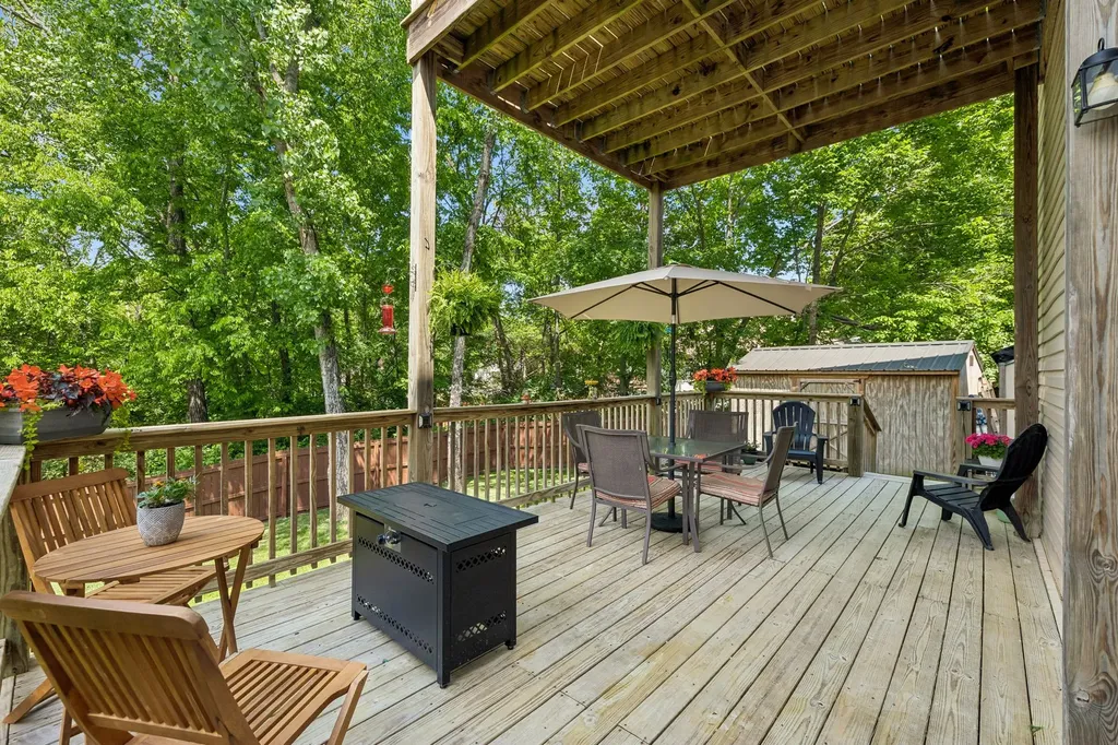 2521 Edinburgh Street Old Hickory TN 37138