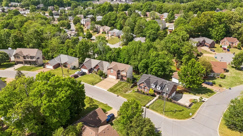 2521 Edinburgh Street Old Hickory TN 37138
