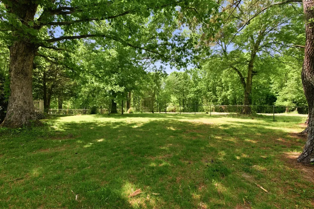 10075 Buckner Ridge Road Bon Aqua TN 37025