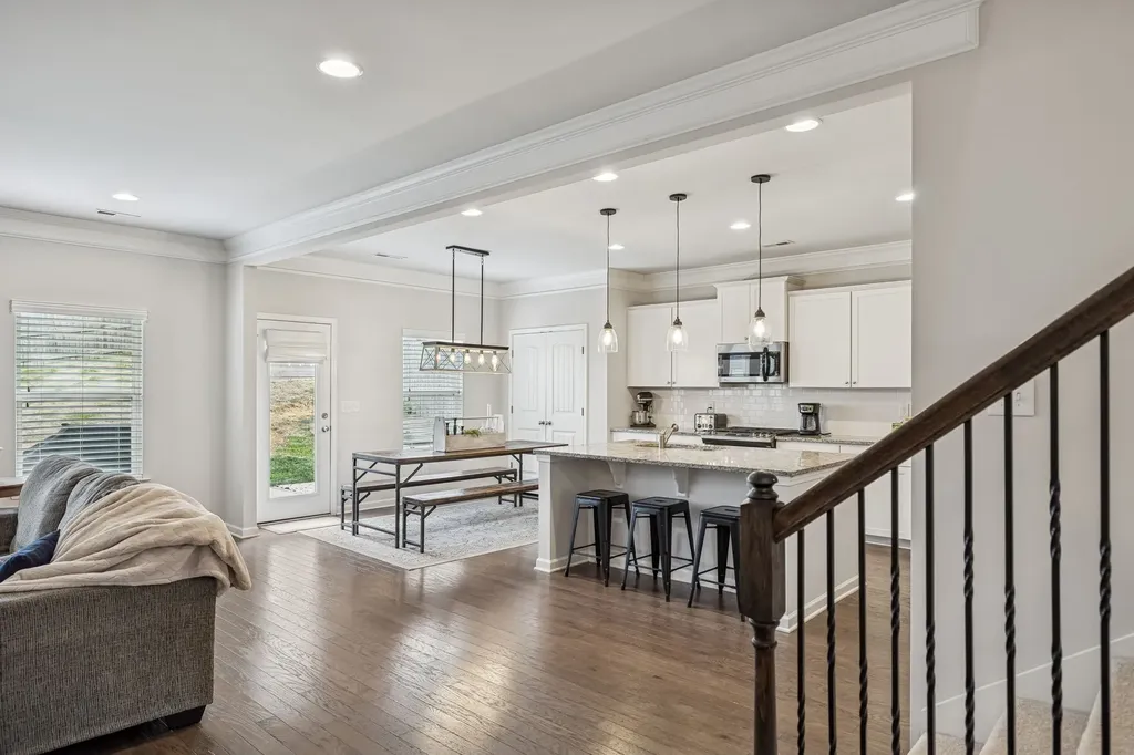 3003 Persimmon Street Columbia TN 38401