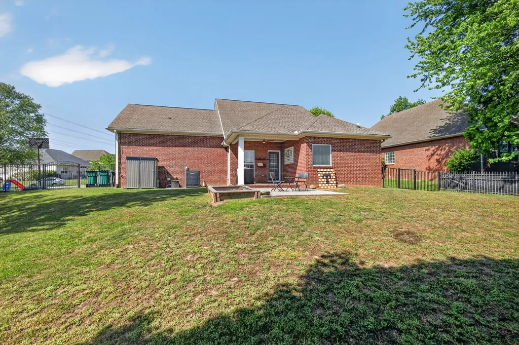 4002 Lilac Lane Spring Hill TN 37174