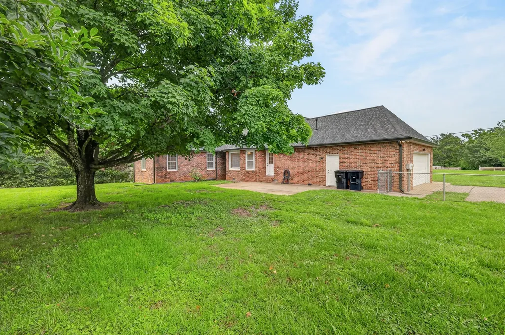 1015 Brinkley Road Murfreesboro TN 37128
