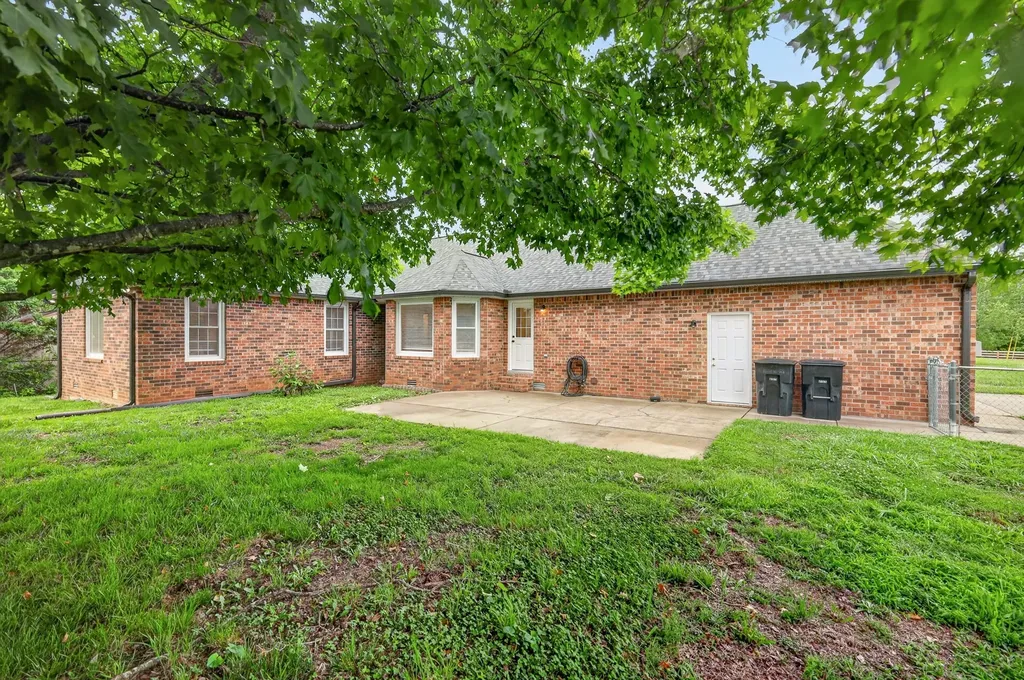 1015 Brinkley Road Murfreesboro TN 37128