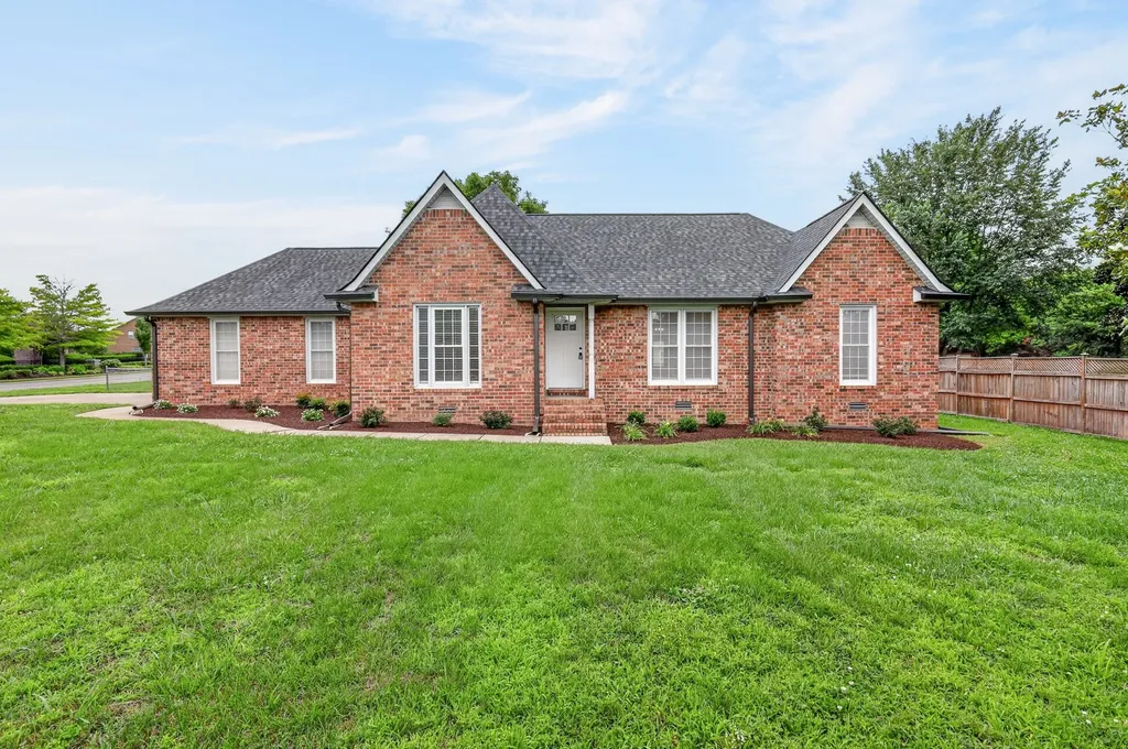 1015 Brinkley Road Murfreesboro TN 37128