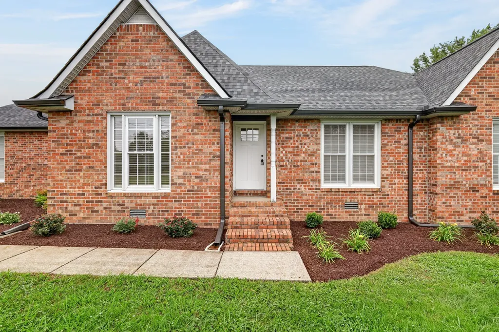 1015 Brinkley Road Murfreesboro TN 37128