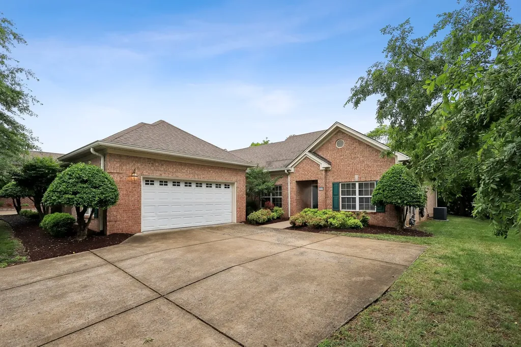 201 Wrennewood Lane Franklin TN 37064
