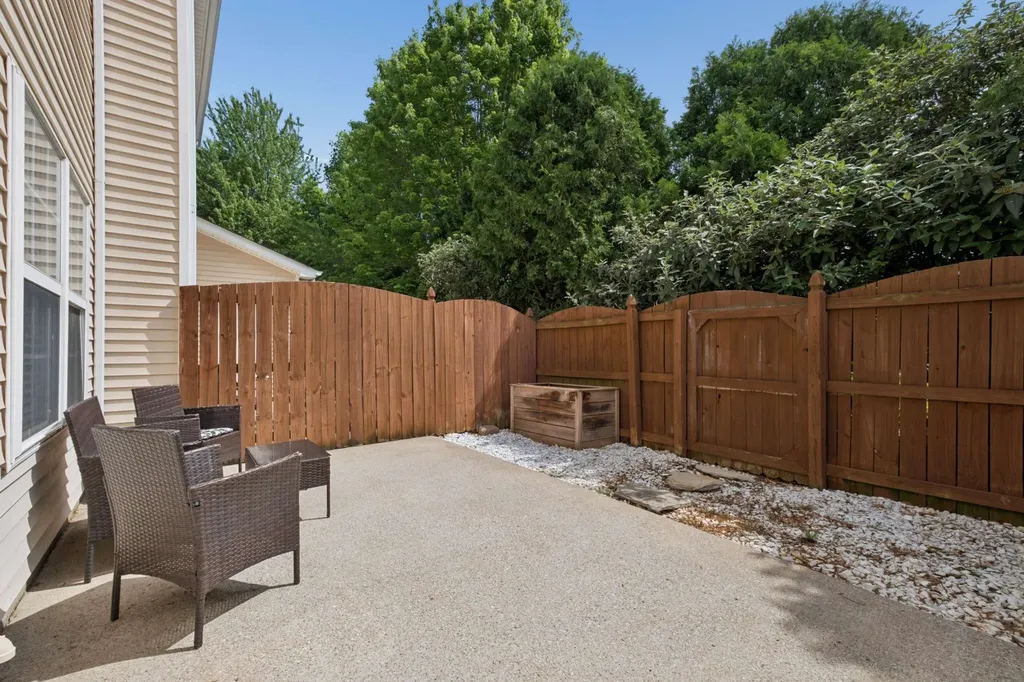 284 Meigs Drive Murfreesboro TN 37128
