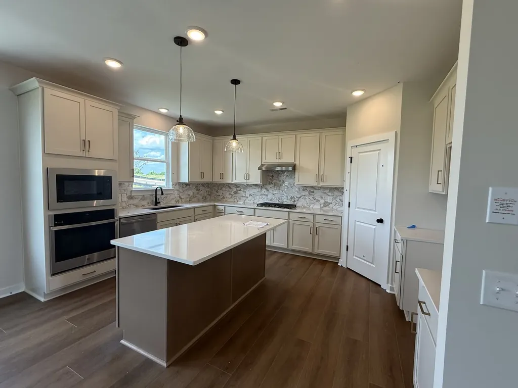 3608 Heartland Drive Columbia TN 38401