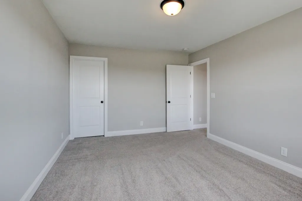 222 Cotoneaster Lane Clarksville TN 37043