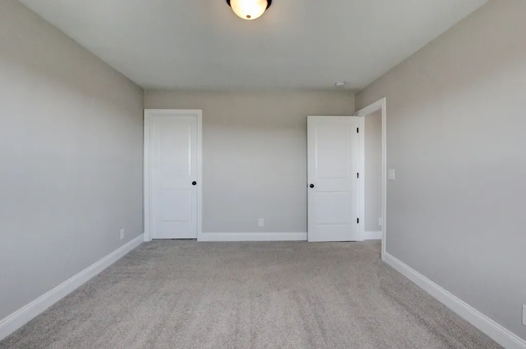 222 Cotoneaster Lane Clarksville TN 37043
