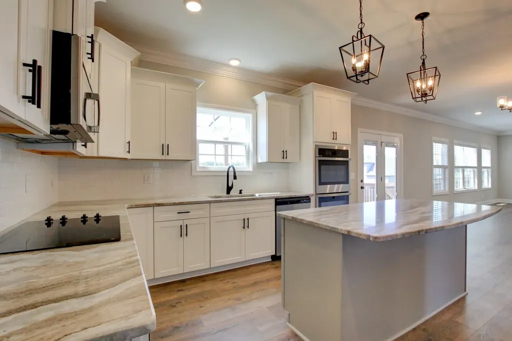 222 Cotoneaster Lane Clarksville TN 37043