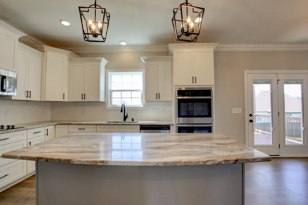 222 Cotoneaster Lane Clarksville TN 37043