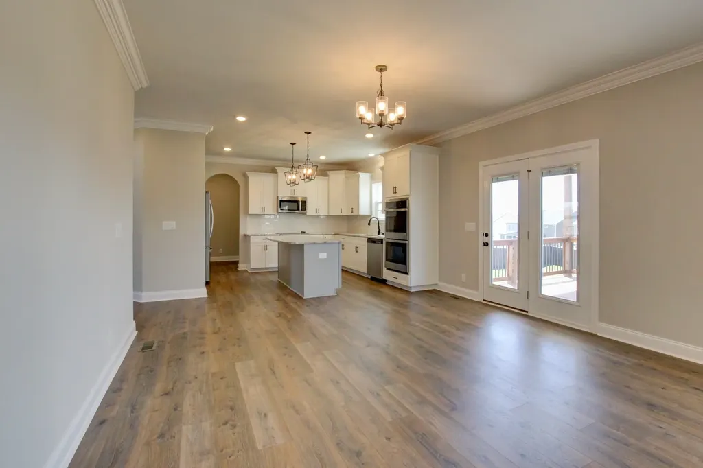 222 Cotoneaster Lane Clarksville TN 37043