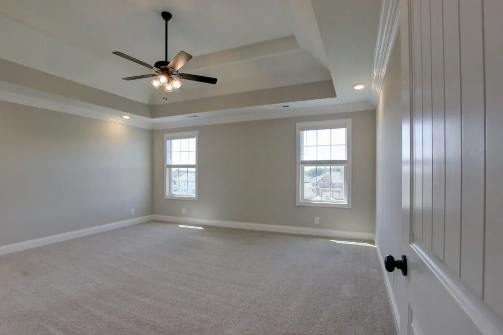 222 Cotoneaster Lane Clarksville TN 37043
