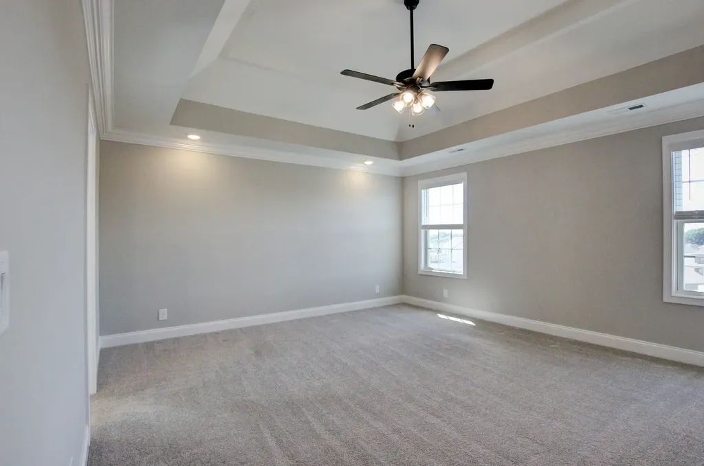 222 Cotoneaster Lane Clarksville TN 37043