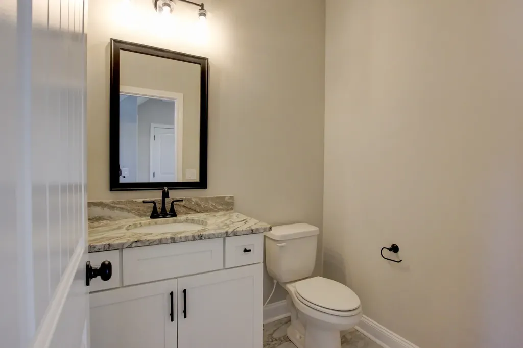 222 Cotoneaster Lane Clarksville TN 37043
