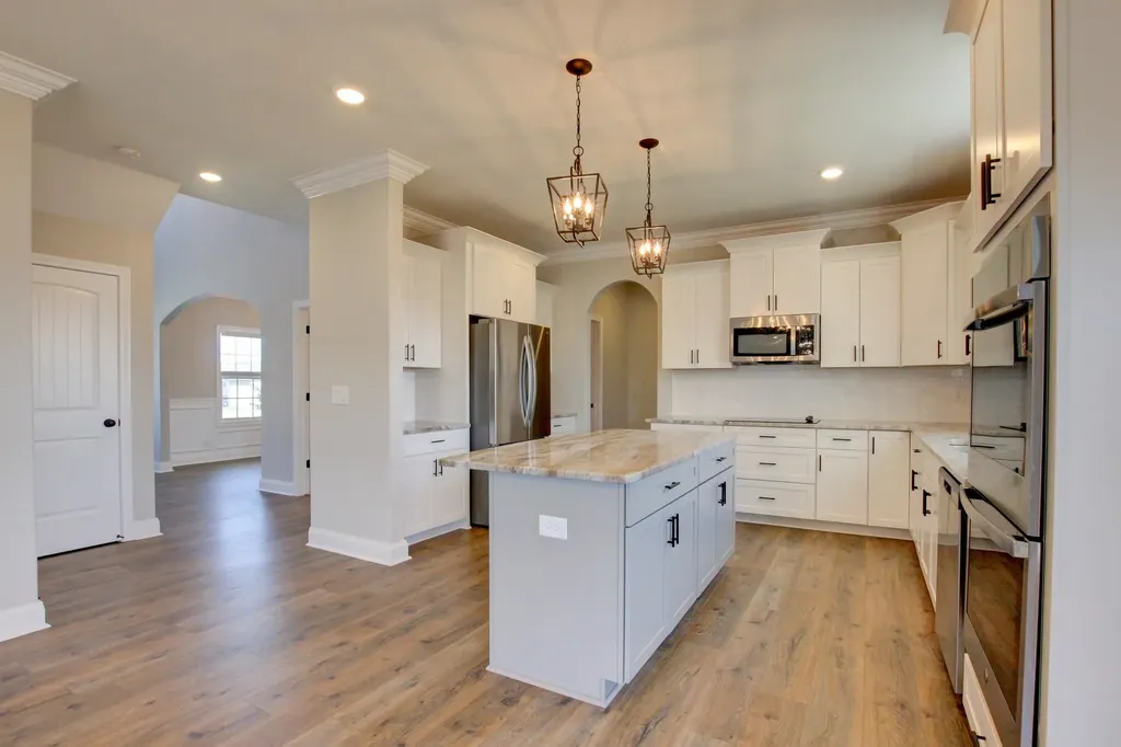 222 Cotoneaster Lane Clarksville TN 37043