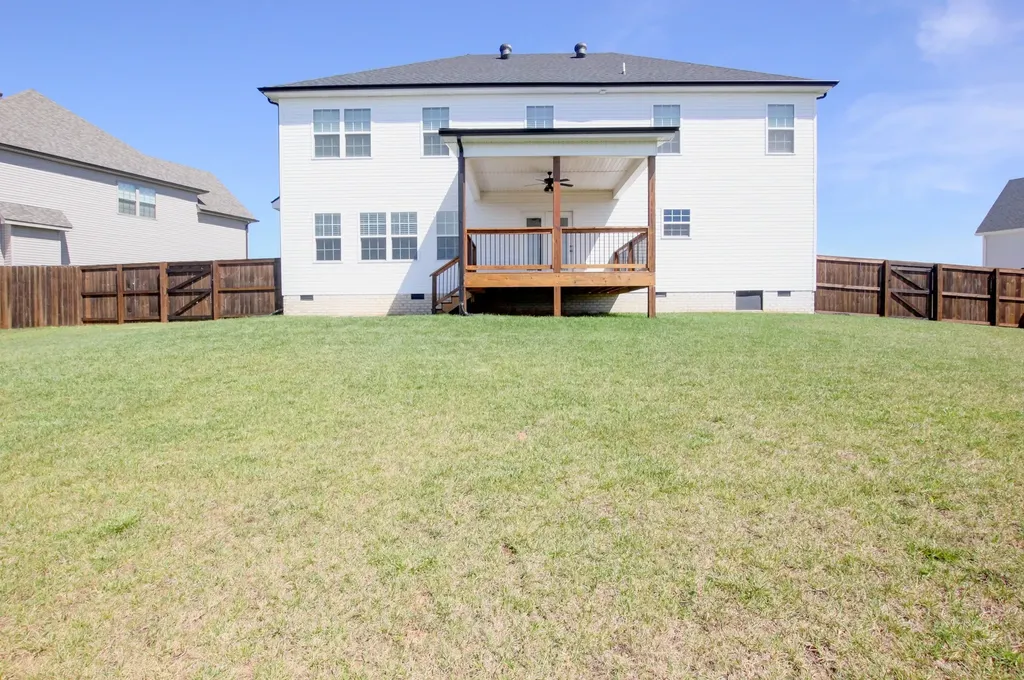 222 Cotoneaster Lane Clarksville TN 37043
