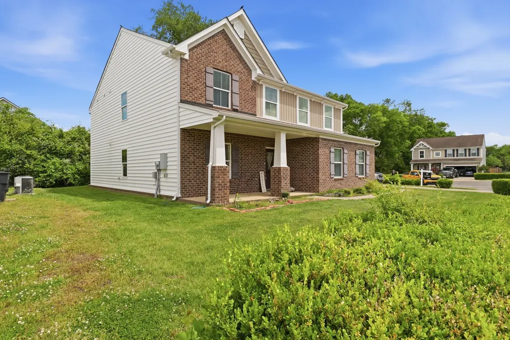 3047 Morning Mist Court Murfreesboro TN 37128