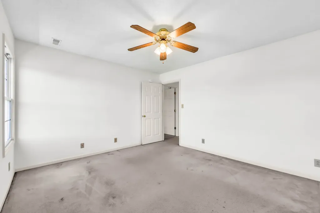 1121 Lucas Wayne Drive Clarksville TN 37043