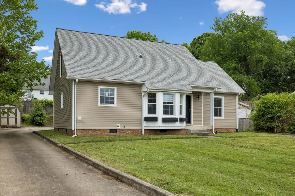 422 Cook Drive Clarksville TN 37042