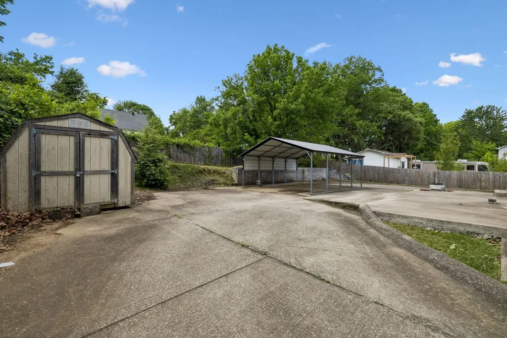 422 Cook Drive Clarksville TN 37042