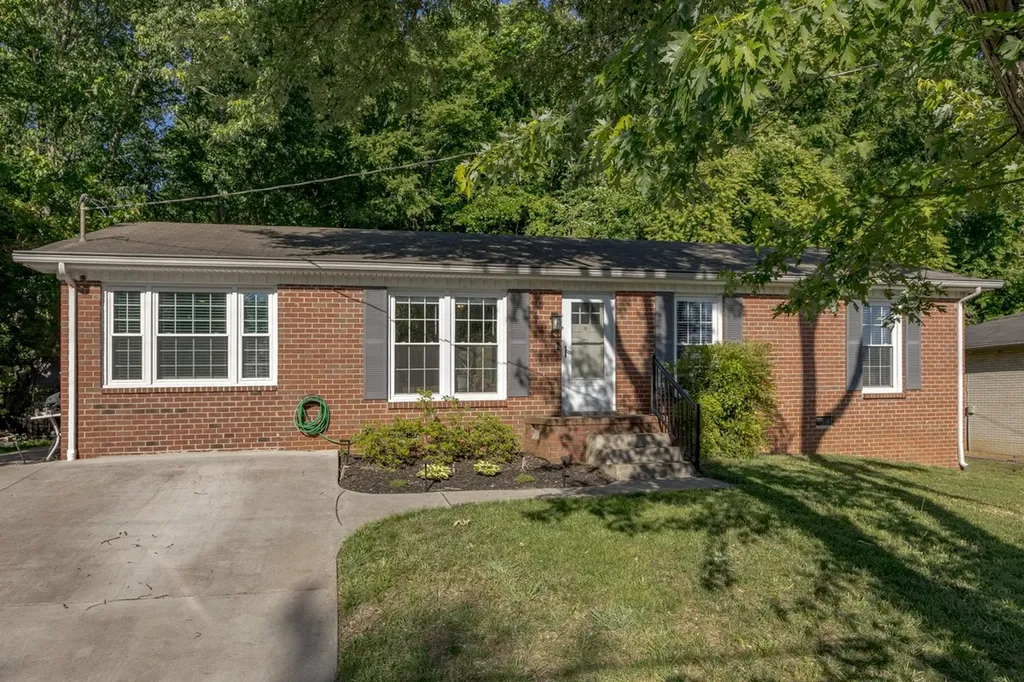 642 Hicks Road Nashville TN 37221