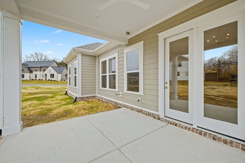 7404 Legends Way Murfreesboro TN 37129