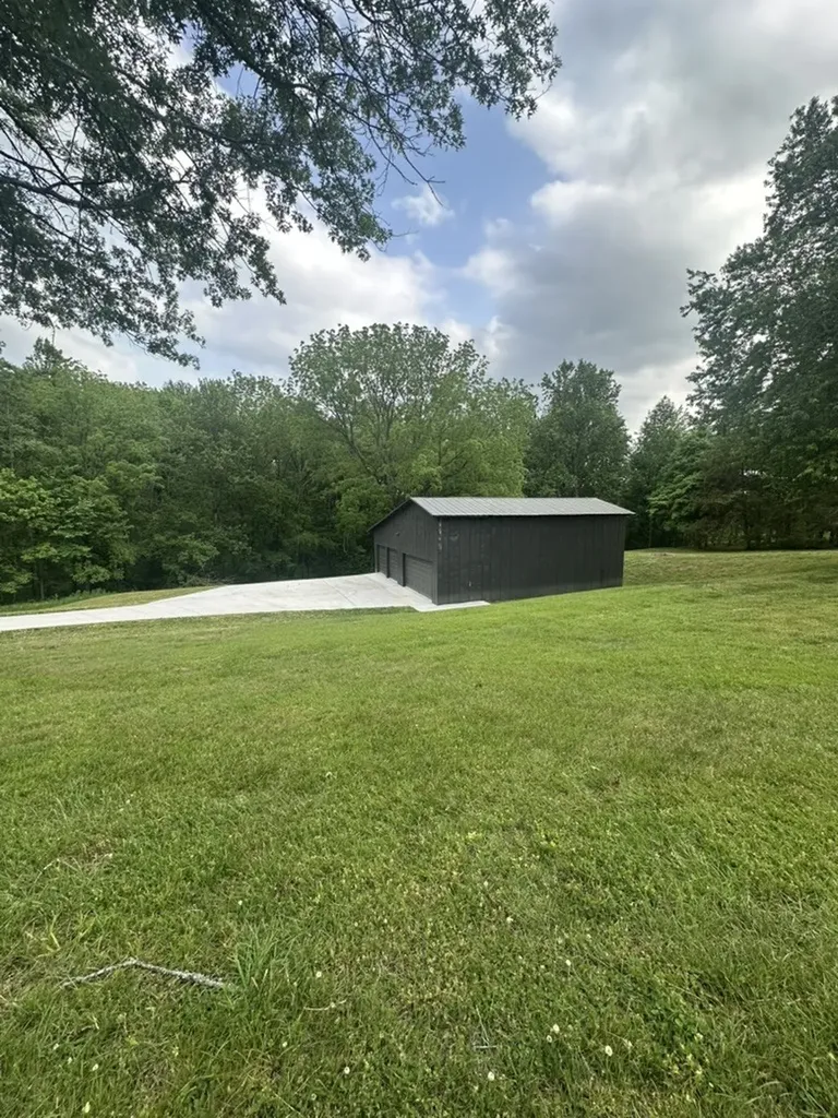 6716 Cool Springs Road Thompsons Station TN 37179