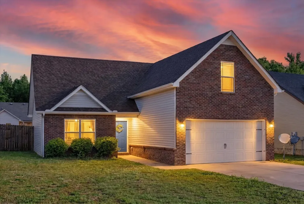 837 Shelton Circle Clarksville TN 37042