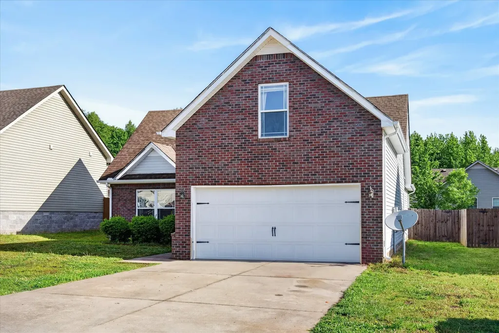 837 Shelton Circle Clarksville TN 37042