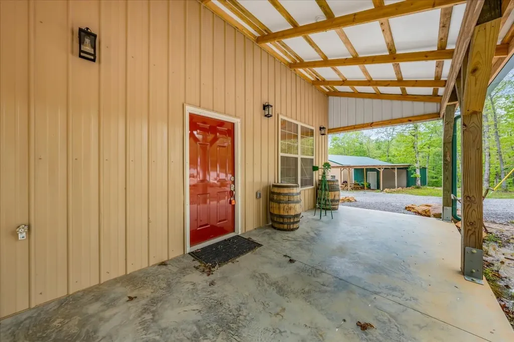 886 Hunters Ridge Drive Altamont TN 37301