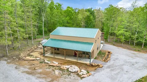 886 Hunters Ridge Drive Altamont TN 37301